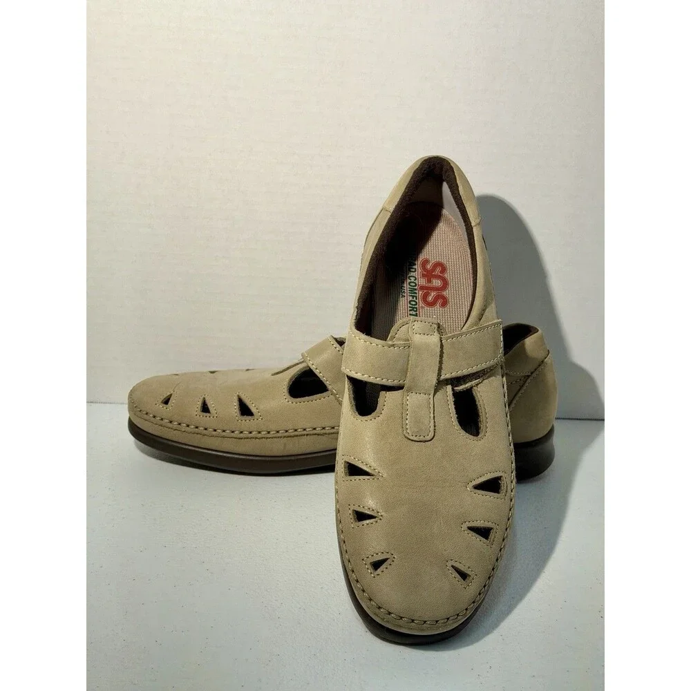 SAS Roamer Slip On Loafer tan beige SIZE 9.5 N sz 9-1/2  narrow - tripad comfort